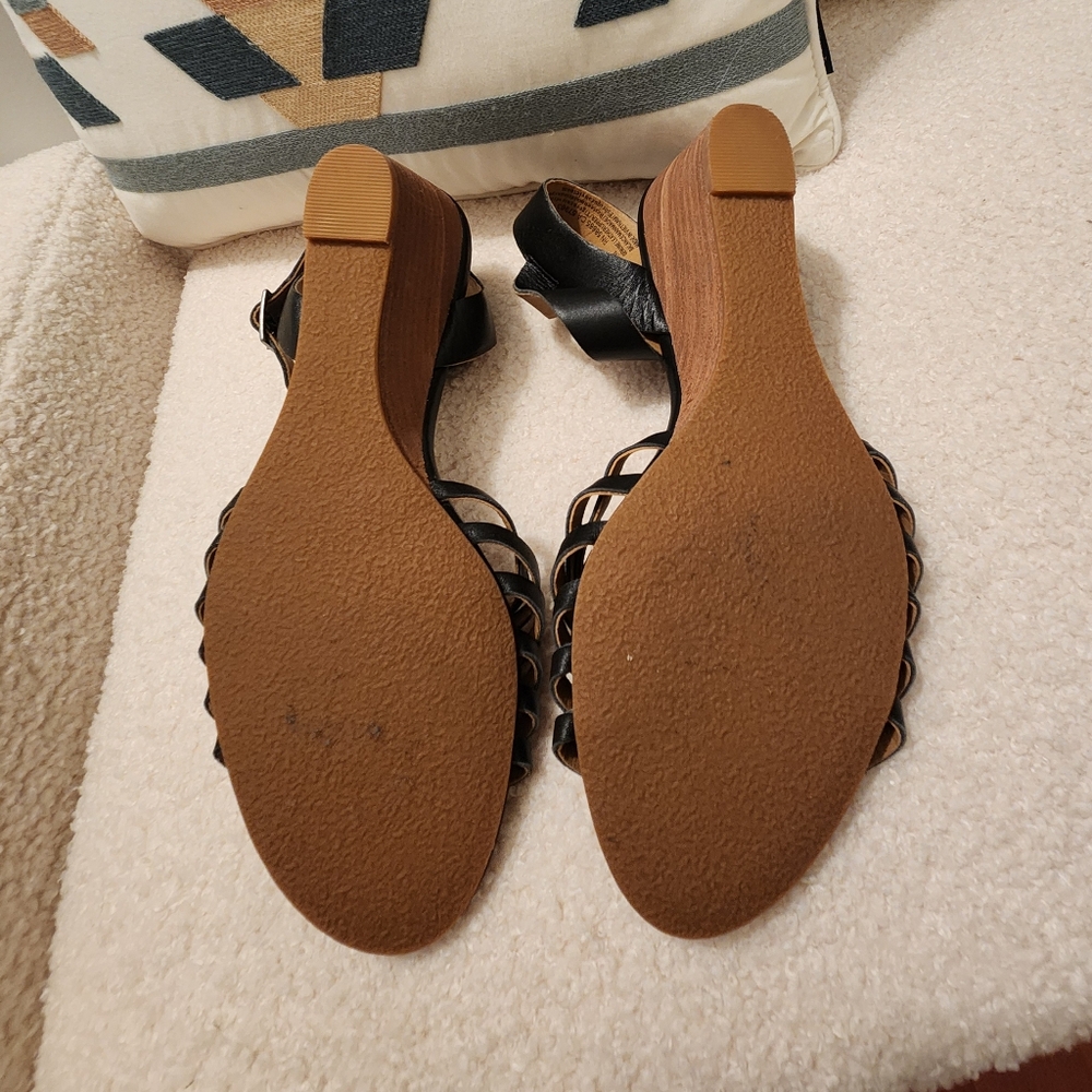 Susina Black Strappy Sandals